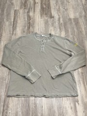 James Perse Men’s Long Sleeve Graphic Henley Washed Taupe Size 3 *