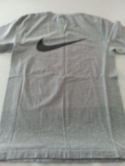 NIKE MENS GRAY SHORT SLEEVE COTTON SMALL S BLEED BLACK AND RED PANTHERS