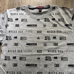 MECCA USA LOGO AOP All Over Print T Shirt Y2K Hip Hop Mens L NWOT Urban Wear