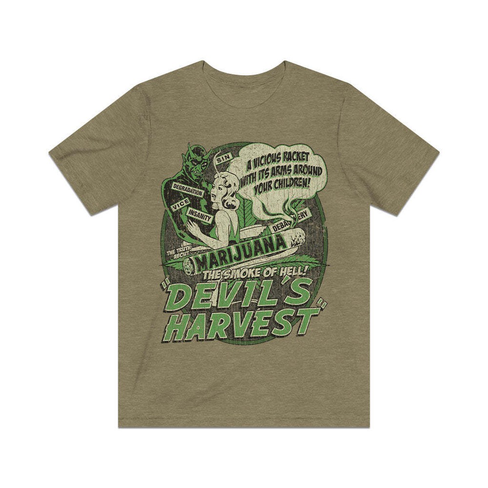 Devil’s Harvest 1942 Vintage Men’s T-Shirt