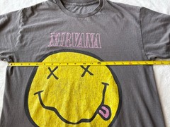 Nirvana Shirt Mens Medium Smiley Face Grunge Band T-Shirt Rock Music Please Read
