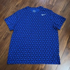 Nike T-Shirt Men Large Blue Short Sleeve Monogram Print Workout DJ5250-480 EUC