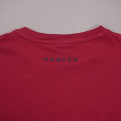 Oakley Regular Fit Short Sleeve T Shirt Mens Large Deep Red Spell Out Logo