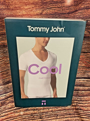 NEW Men’s Tommy John Cool Cotton Deep V-Neck Stay-Tucked Undershirt Size XXL