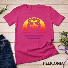 Lion Retro Style Vintage T-Shirt Unisex T-shirt