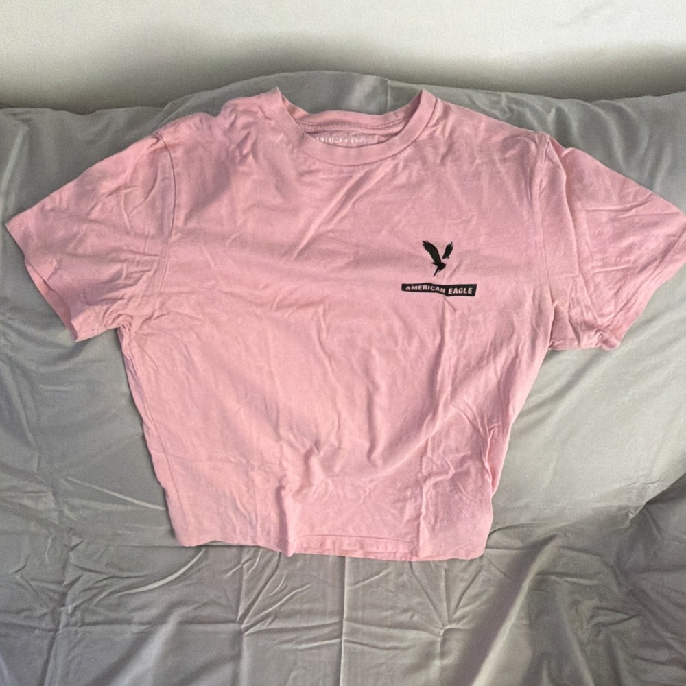 American Eagle men’s Super Soft Pink Crew Neck Short Sleeve Tee Logo M