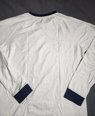 RVCA T-Shirt Men Medium Off White Blue Crew Neck Long Sleeve Tee Logo Pull Over