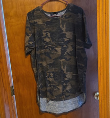 NOVA Men’s XL Camo T-Shirt Green/Black Military Crew Neck Short Sleeve Regular