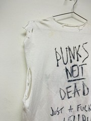 Vintage Anarchy T Shirt 1980s 80s Punk Dead Kennedys The Clash THRASHED VTG SZ L