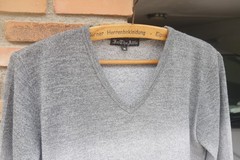 In The Attic Japan Gray Gredient V Neck Polyester T Shirt Sz JP/M , US/S