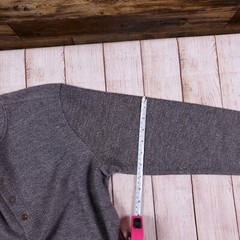 UNTUCKit Shirt Men Small Gray Henley Casual Comfort Cozy Warm 4 Button Urey NEW