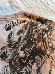 Affliction womens XS Pink/Black Rose Graphic V-Neck Short Sleeve Cotton Tee