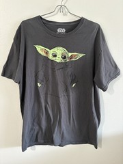 Official Star Wars The Mandalorian Grogu Baby Yoda Charcoal Graphic Tee (Size L)