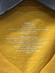 US Navy Men T-Shirt Size Small Mustard Graphic Shiny Lettering Short Sleeve