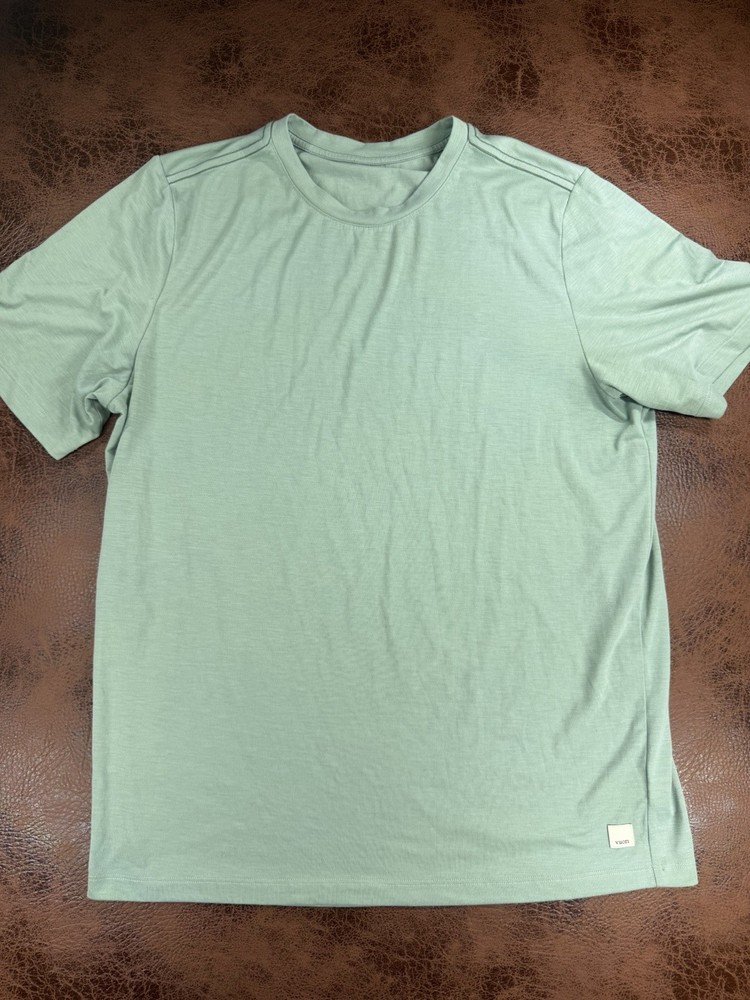 Vuori Current Tech Tee Mens M Mint Green Short Sleeve Performance T-Shirt V195