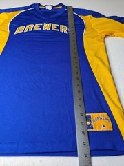 Milwaukee Brewers shirt Mens Medium MLB Baseball imperfections as pictured