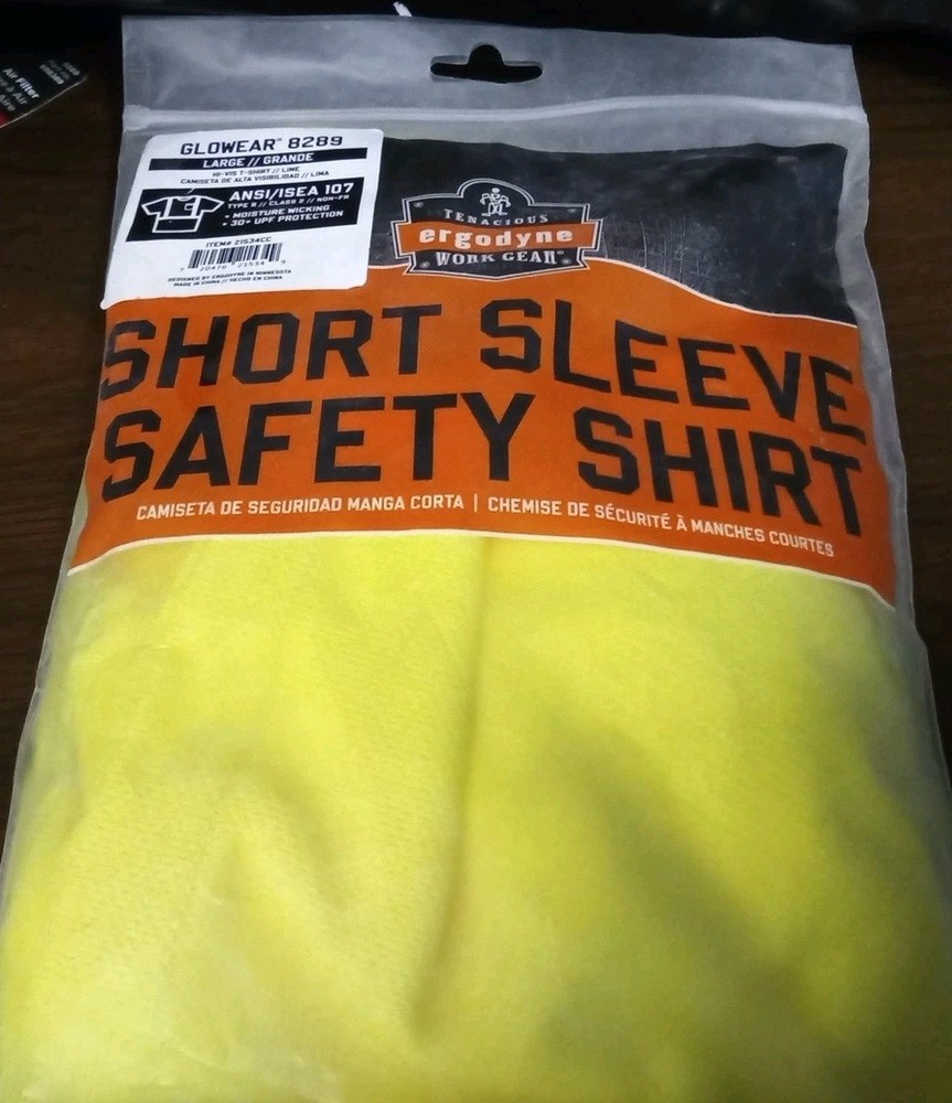GloWear Men’s Green Light weight Short sleeve Solid T-shirt ( L) 21703