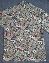 Hawaiian Pierre Cardin Men’s Button up LARGE L Short Sleeve KOREA 932