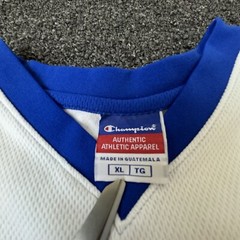 Vintage Champion Classic Fit Jersey V-Neck T-Shirt Mens Extra Large White Blue