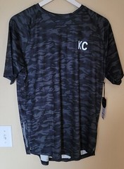 NWT Kenneth Cole Men’s Crew Neck Shirt LG Active Camouflage Black Camo
