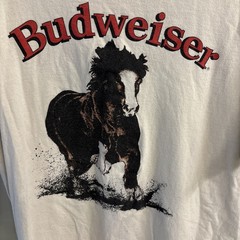 Budweiser T-Shirts (2) Men’s XL & Adjustable Strap Hat White Graphic Print
