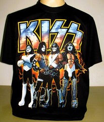 Kiss Love Gun Design T-Shirt Size S M L XL 2XL 3XL Rock Band XXL XXXL New!