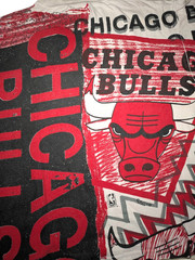 VINTAGE 90s CHICAGO BULLS MAGIC JOHNSON ALL OVER PRINT T SHIRT JORDAN RAP TEE L