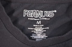 Peanuts Snoopy Japan Sleeping on Roof Rooftop of Temple Shirt Medium