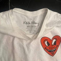 Keith Haring Men’s L White Graphic Heart Crew Neck Short Sleeve Cotton Tee