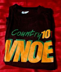 Country 101 Wnoe T-Shirt Size Large 🔥🔥🔥