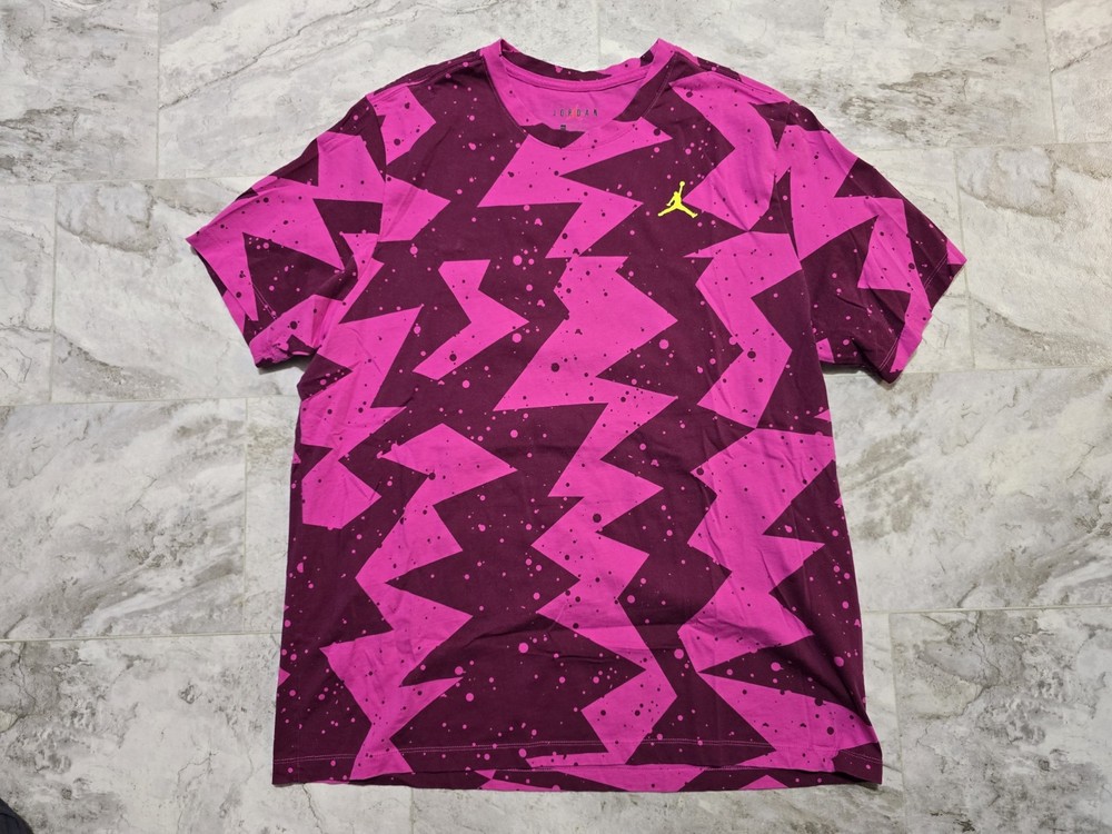 Nike Air Jordan Printed Poolside T-Shirt Mens Sz 2XL Active Fuchsia Pink