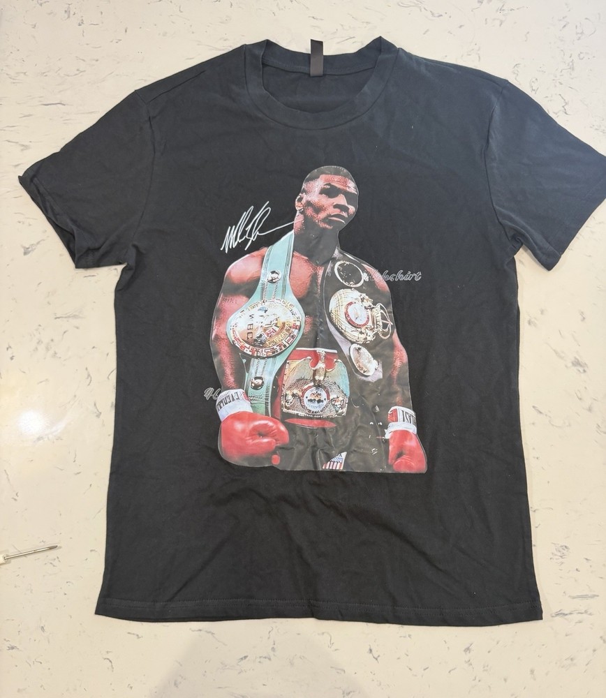 MIKE TYSON WITH BELTS BOXING 100% COTTON T SHIRT PFR New York Men’s Sz Medium