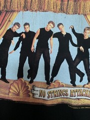 *NSYNC “No Strings Attached” Men’s Black Graphic T-shirt On *NSYNC Label Sz XS