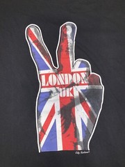 London UK City Fashion Peace Sign Black Graphic T Shirt Sz L