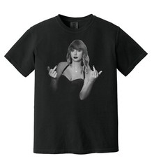 MEDIUM Taylor Middle Finger Shirt, Trendy Aesthetic Comfort Colors Tee, Rep Era