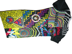 Universal Madness T-Shirt Mens Small S Rave Graphic All-Over Print T30/06/26/B