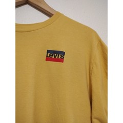 Levi’s Men’s Golden Yellow Short Sleeve Cotton T-Shirt Size Large Irregular
