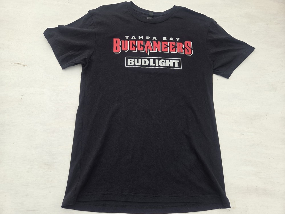 Tampa Bay Buccaneers Bud Light Logo T Shirt Men’s M Black Short Sleeve NFL