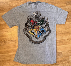 Harry Potter Gray Emblem Short Sleeve T-Shirt – Size Medium