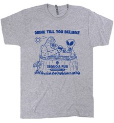 Bigfoot Beer Shirt Cool Alien Shirt Vintage Bar Pub T Shirt Weird Cryptozoology