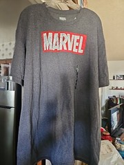 Marvel Adult New T-Shirt – Classic Distresed Red Boxed Logo Pic – 2XL