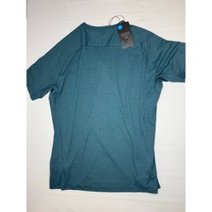 VRST Men’s Velocity Tee NWT Size L
