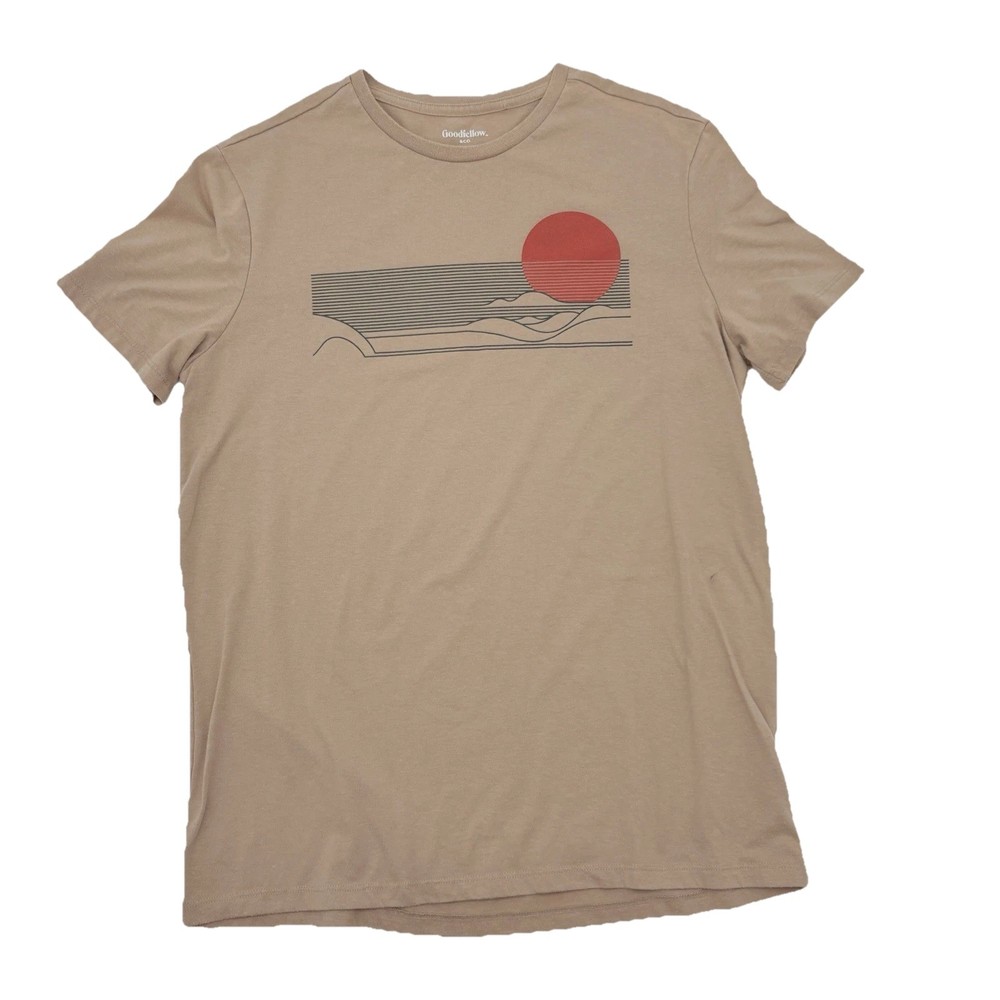 Sunset Graphic Print Tan tee shirt Short Sleeve Standard Fit Blend M Goodfellow
