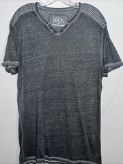 Buckle Black washed Henley Heather Gray Men Size large Tag less Athletic Fit