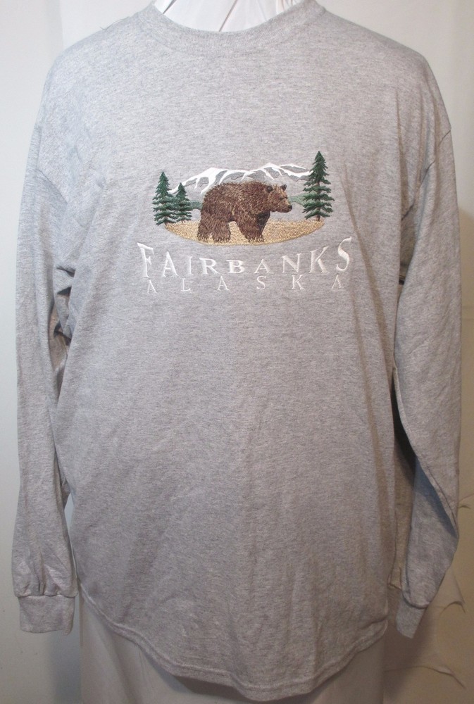 Fairbanks Alaska T-shirt 36″ Chest USA Embroidery Long Sleeve Bear Walking