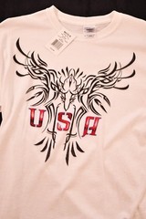 men’s Gildan size medium t-shirt crew neck white short sleeve cotton w/print