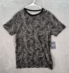 Trademark Company 81 Shirt Adult Medium Gray Black Preppy Casual Aloha Beach