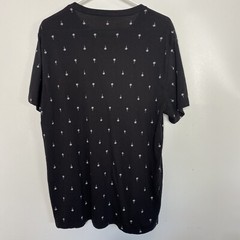 Old Navy T Shirt Mens Black White Palm Tree Soft Wash Short Sleeve Casual Crew
