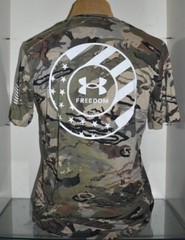 Under Armour Men’s UA Freedom Camo T-Shirt 1377057 290 Desert Sand / White NWT