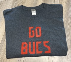 Tampa Bay Buccaneers Mens T Shirt Go Bucs God Bless Our Troops Vets XL